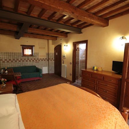 Отель La Casa Di Ercole Беванья Экстерьер фото